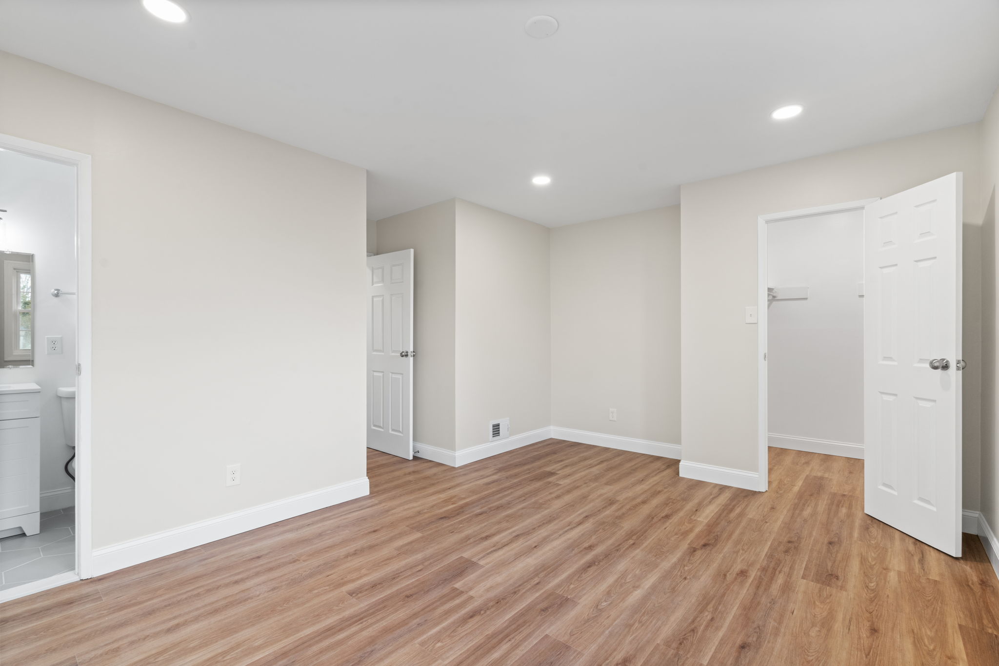 Walk-In Closet — JB Design and Renovations Woodbridge VA