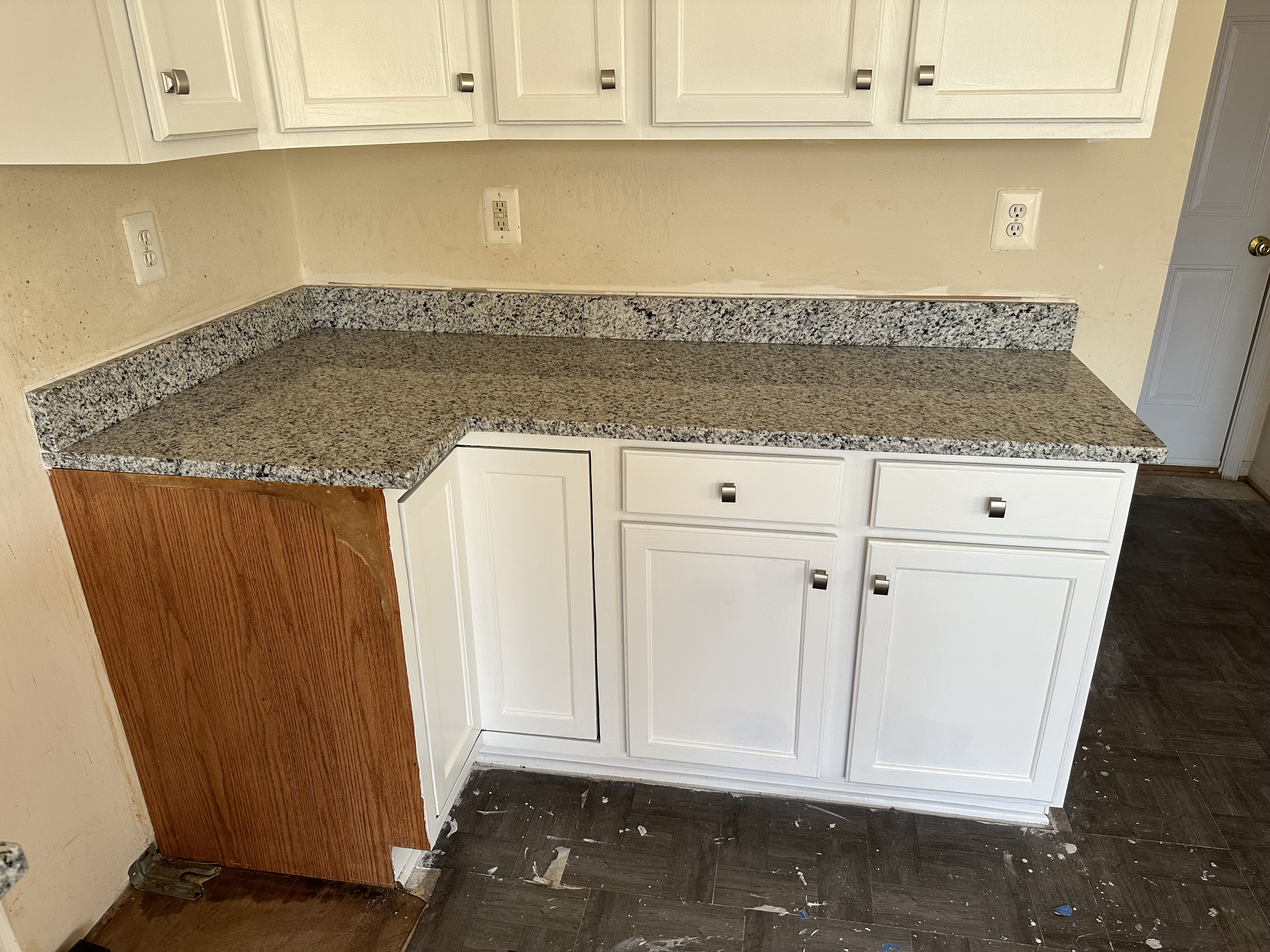 Kitchen — Outdated Cabinets and Countertops — JB Design and Renovations Dumfries VA